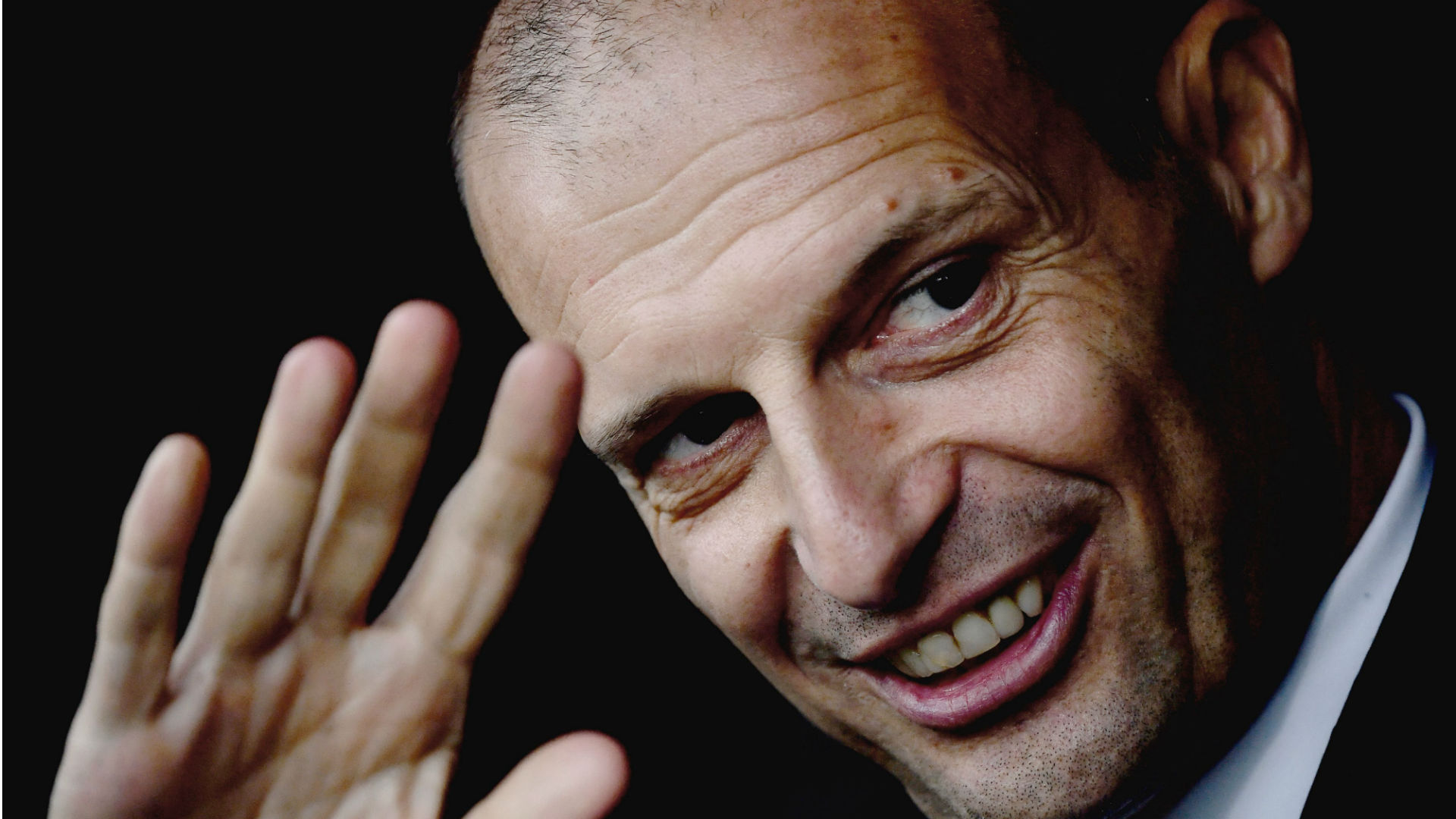 转会期意大利杯传出新动向；丹佛掘金完成体检；管理层表态：底气十足；高层口径保持一致的简单介绍