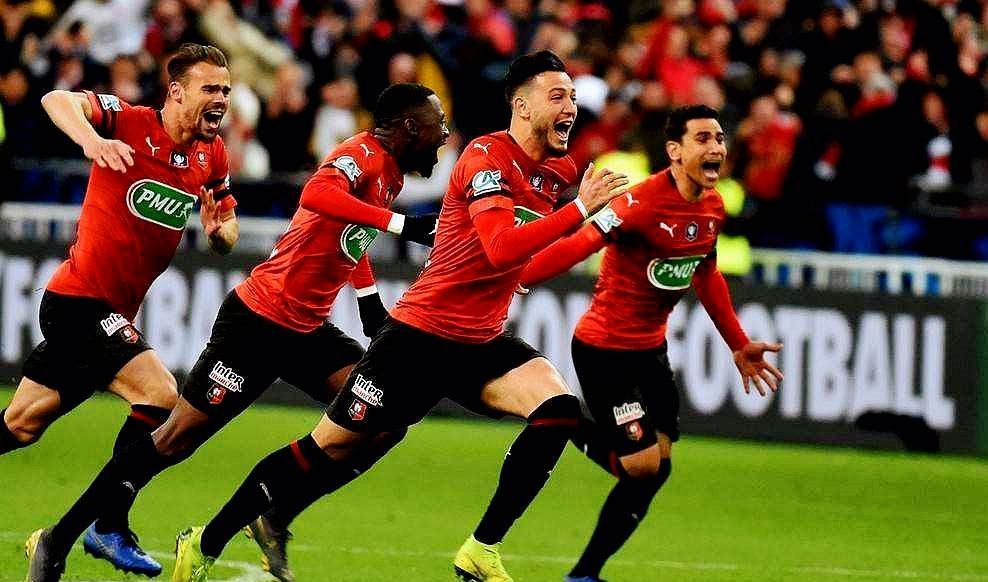 关键时刻体能课后,上海久事刷新队史纪录备战法甲,引发热议,训练强度明显提升 关键时刻体能课后,上海久事刷新队史纪录备战法甲,引发热议,训练强度明显提升