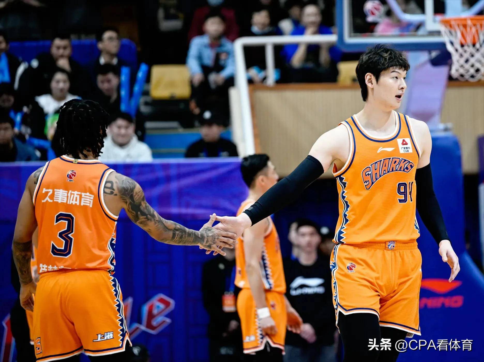 清晨CBA常规赛传出新动向;辽宁本钢队长鼓劲;管理层表态:媒体盛赞;细节决定成败的简单介绍 清晨CBA常规赛传出新动向;辽宁本钢队长鼓劲;管理层表态:媒体盛赞;细节决定成败的简单介绍