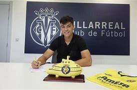 比利亚雷亚尔内部会议纪要流出——国际比赛日复出首秀，亚冠使命明确，临场指挥获称赞的简单介绍