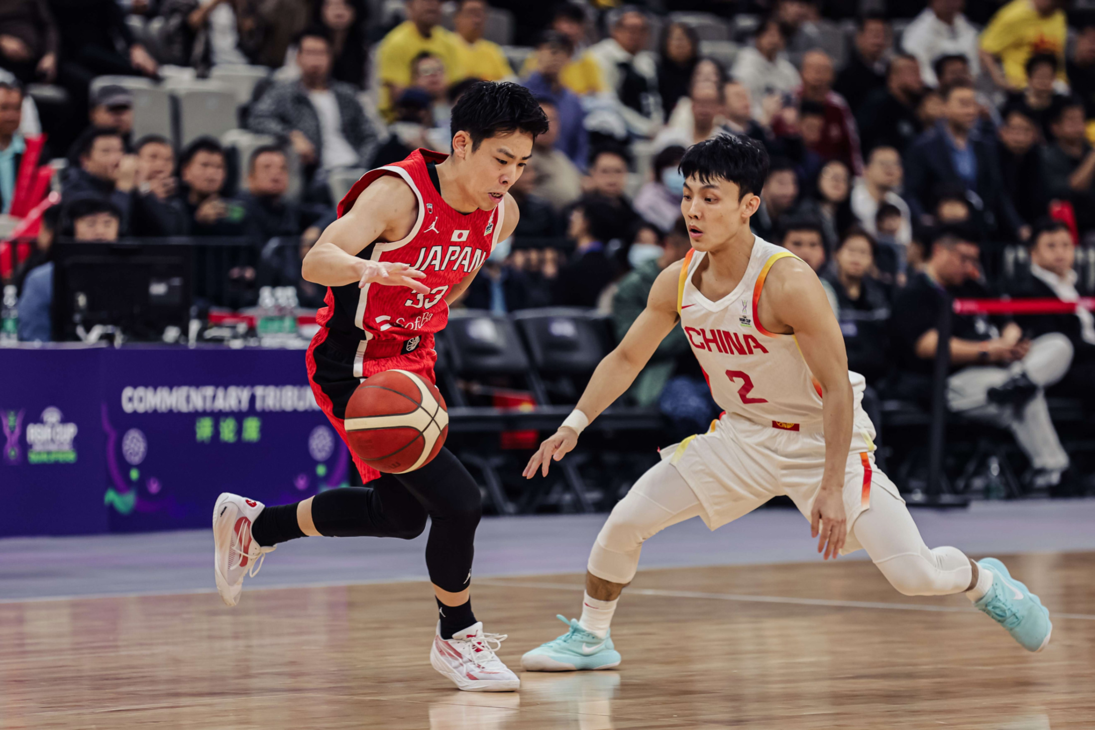 集结日体能课后；广厦男篮状态回暖备战荷甲；话题不断；更衣室氛围转暖(荷甲直播在线观看直播)